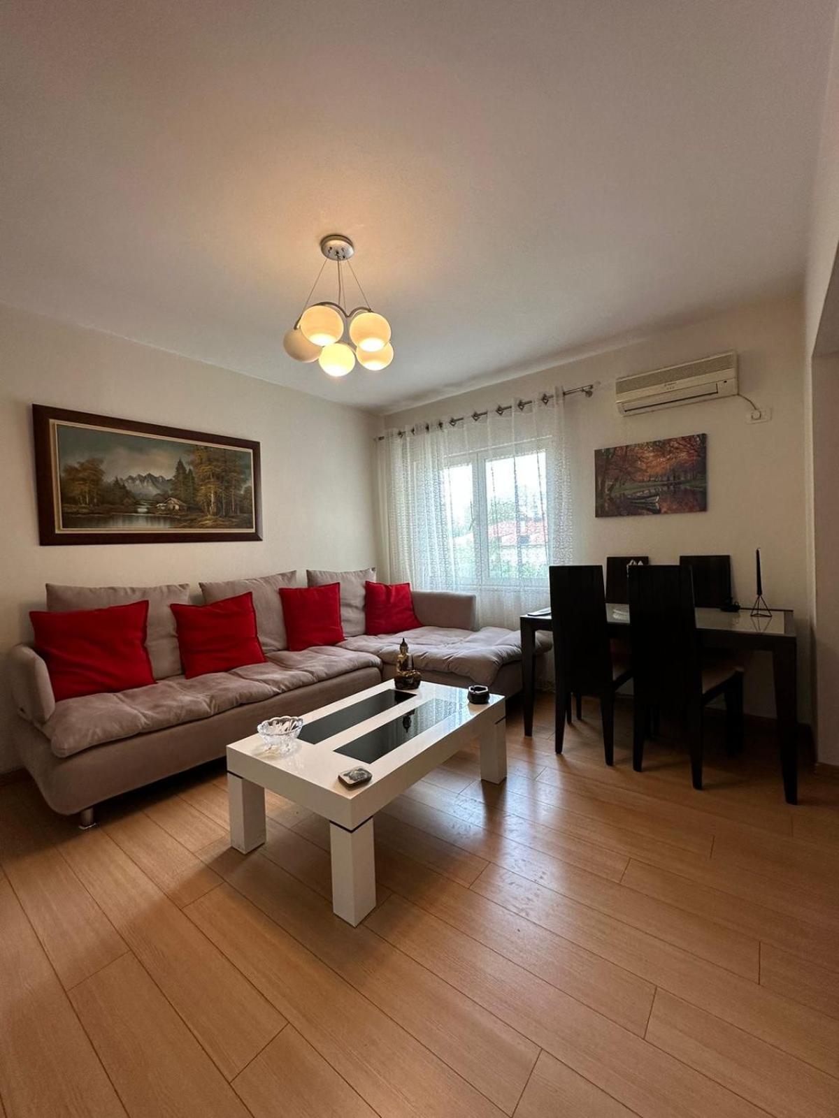 Blloku Family Apartment Tirana Exterior foto