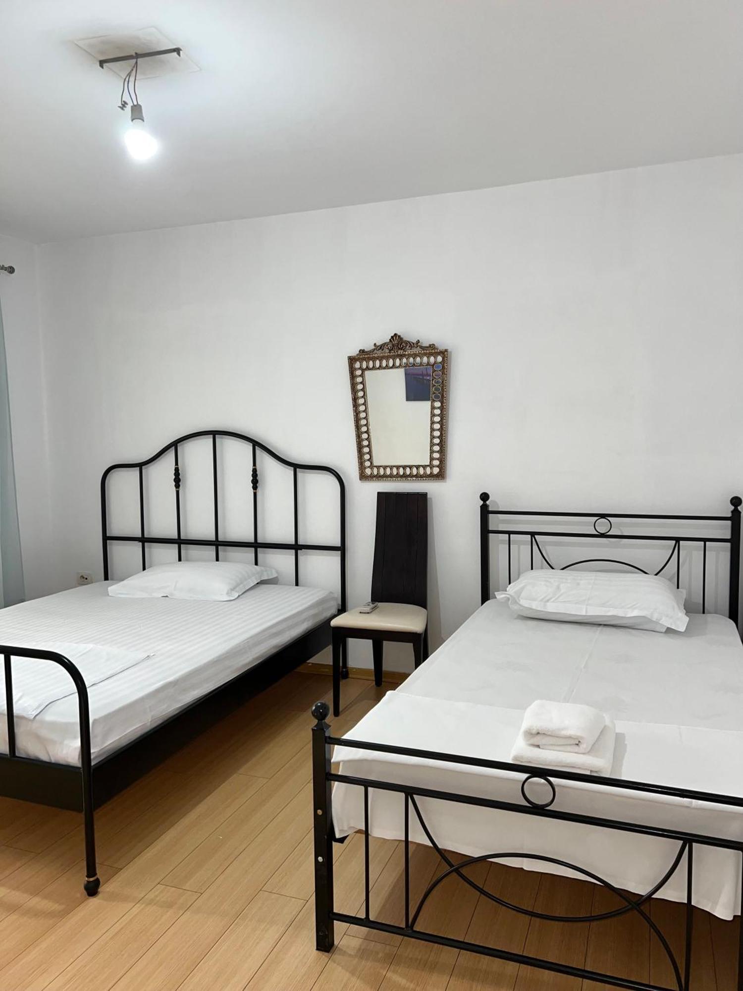 Blloku Family Apartment Tirana Exterior foto